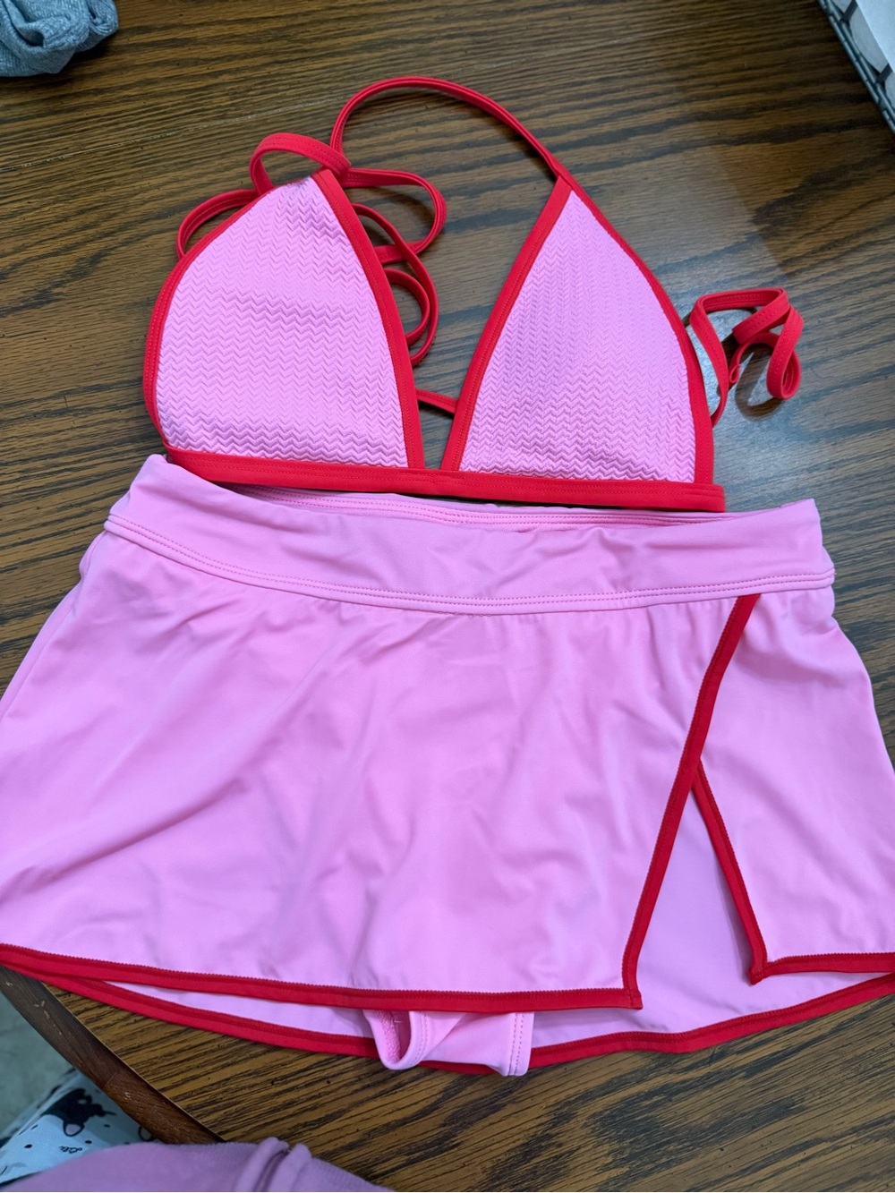Women’s swimsuit set!